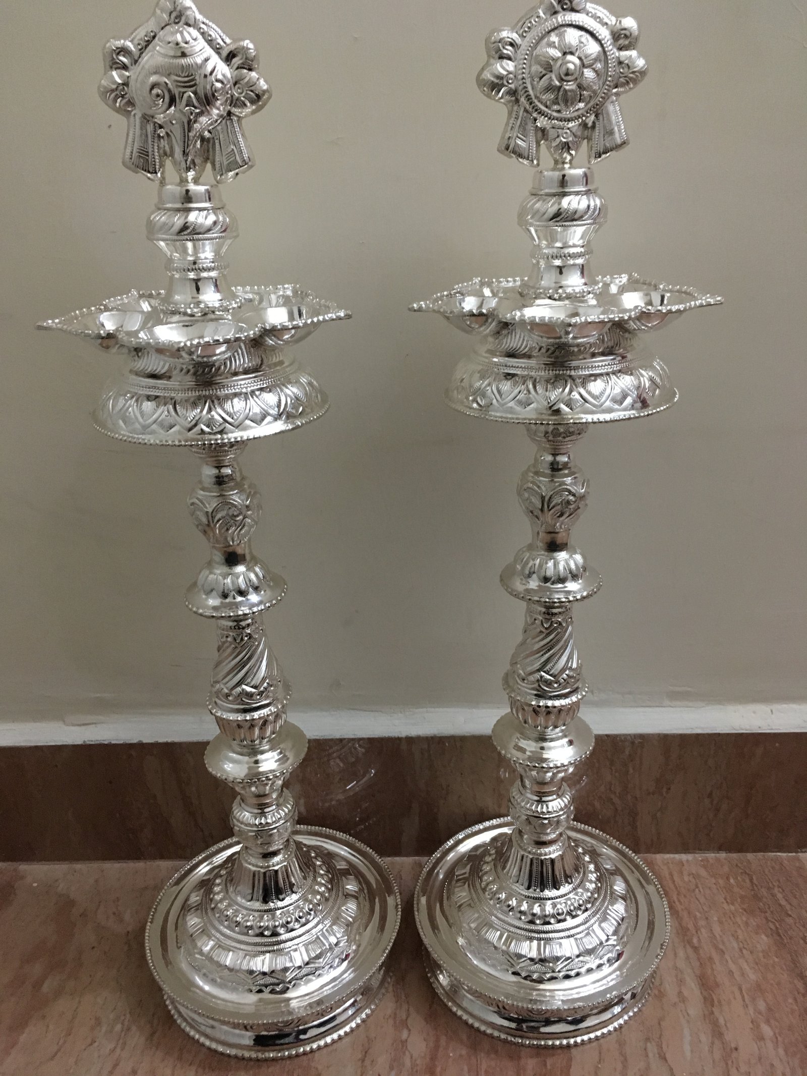 Silver Special NamamChanguchakkaram Nungu Lamp
