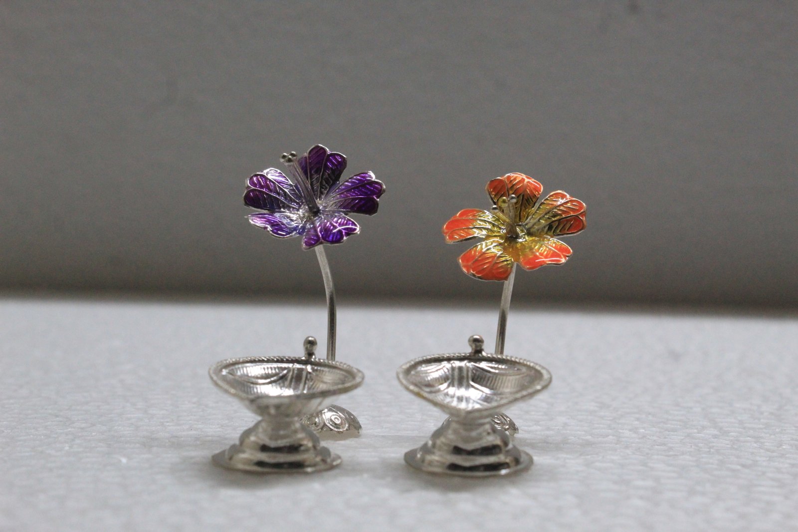 Silver Spl Agul Pair